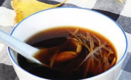 冬天最好的补品是红枣黑糖姜茶